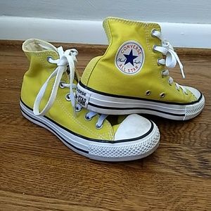 Hi-top Converse